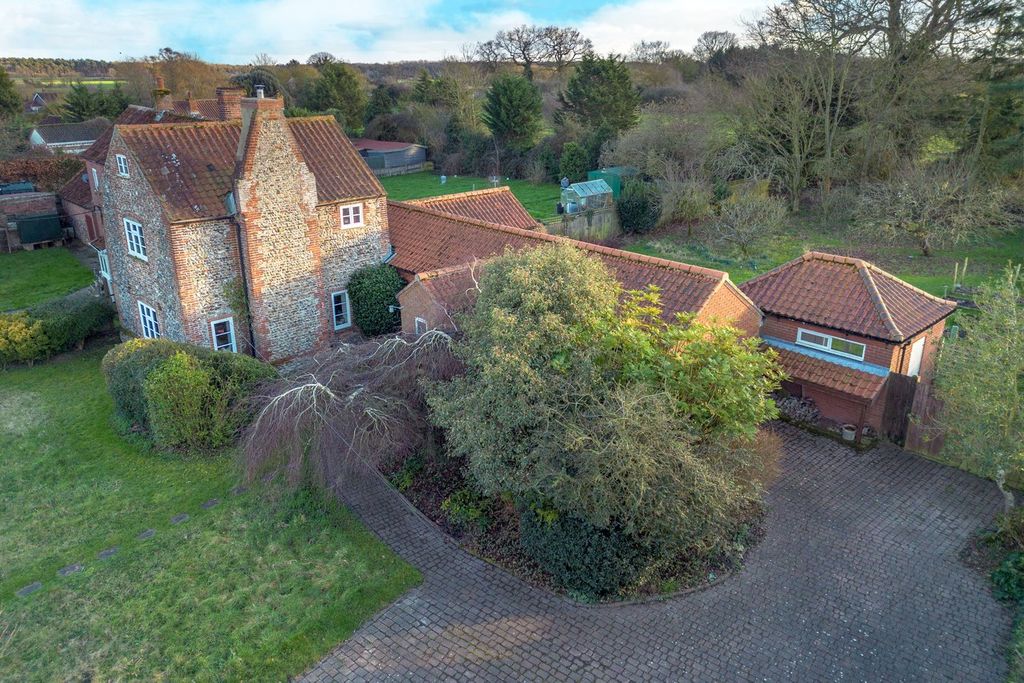 Property photo 1 of 21