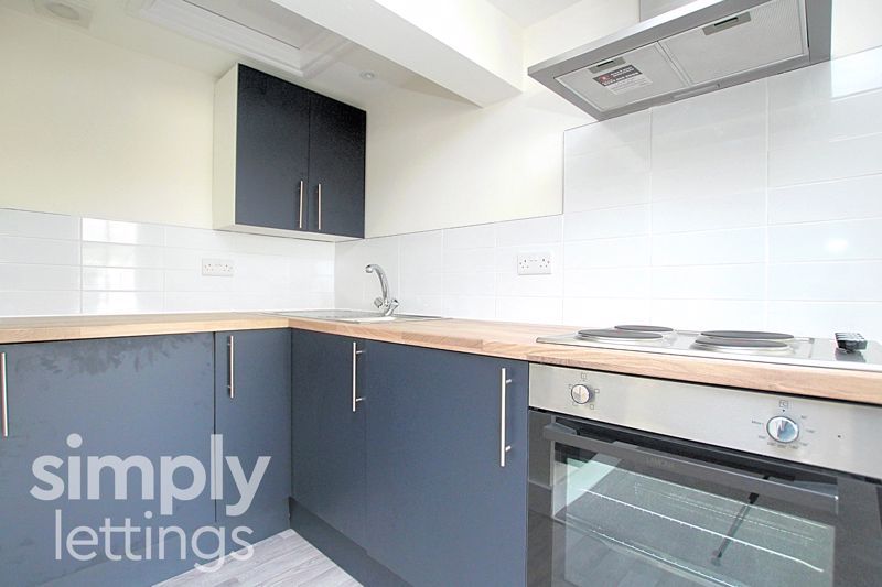 Property photo 3 of 10 Photo 5