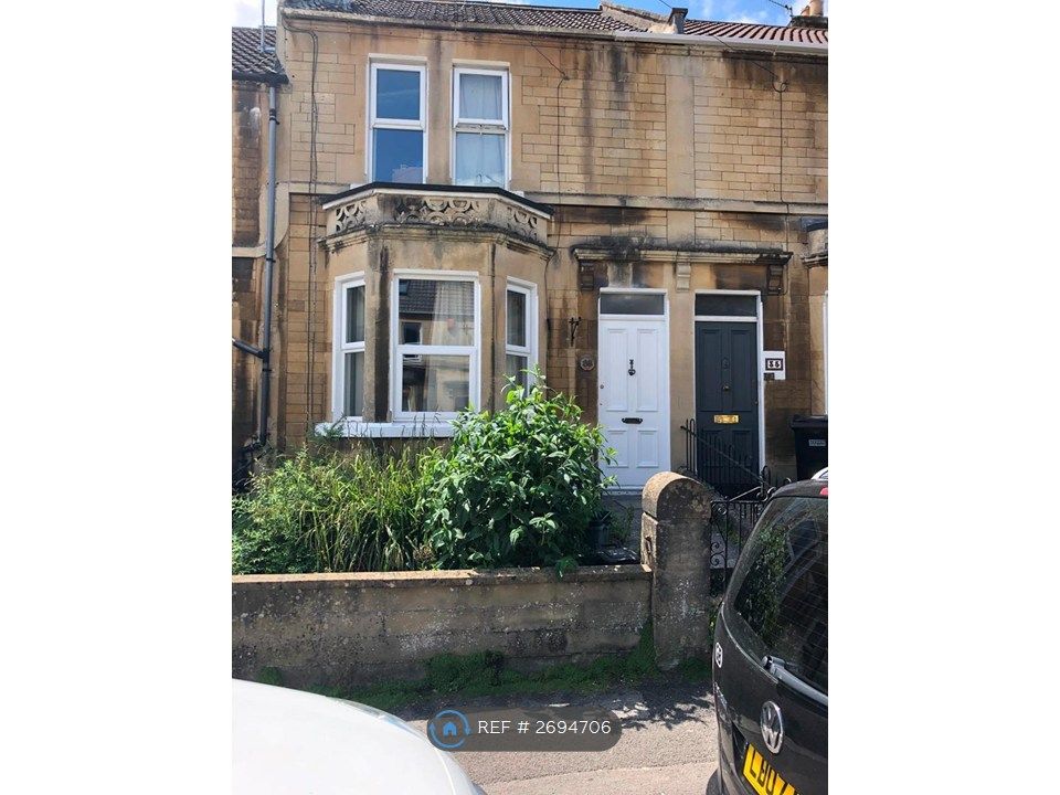 Property photo 2 of 10 Outside