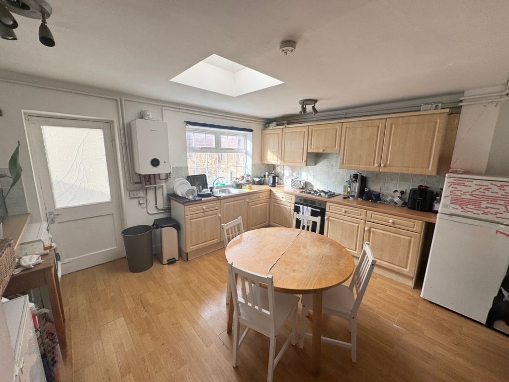 Property photo 2 of 12 Gallery