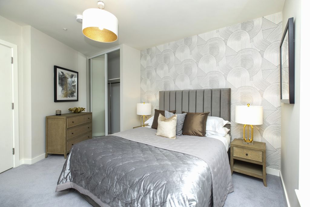 Property photo 2 of 25