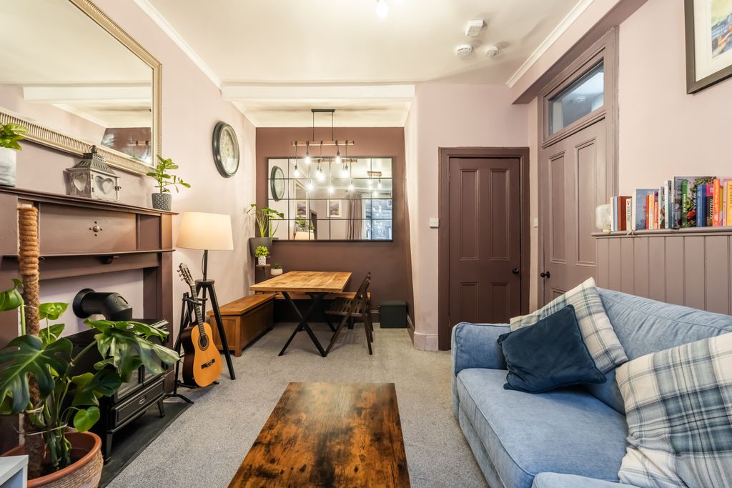 Property photo 3 of 19 Property Image 3