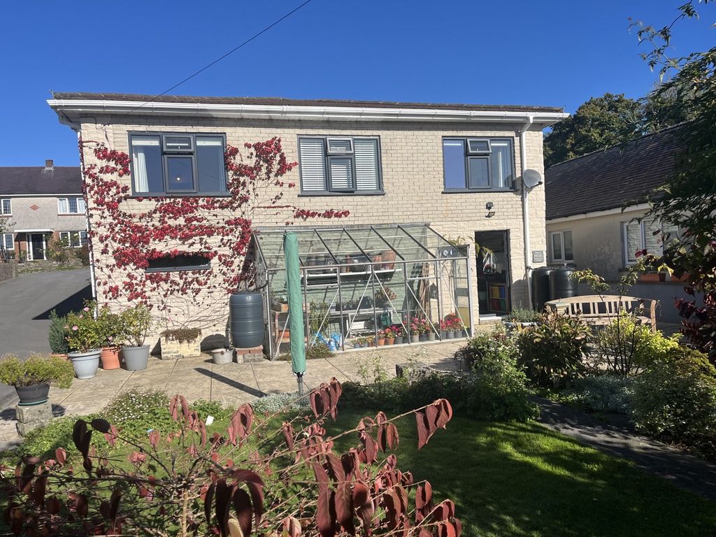 Property photo 2 of 24 Not Specified