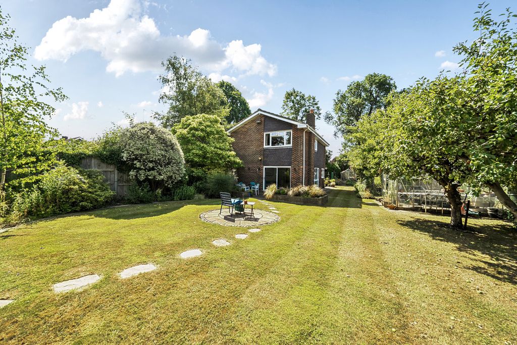 Property photo 2 of 25 1316895-19-6863B1...