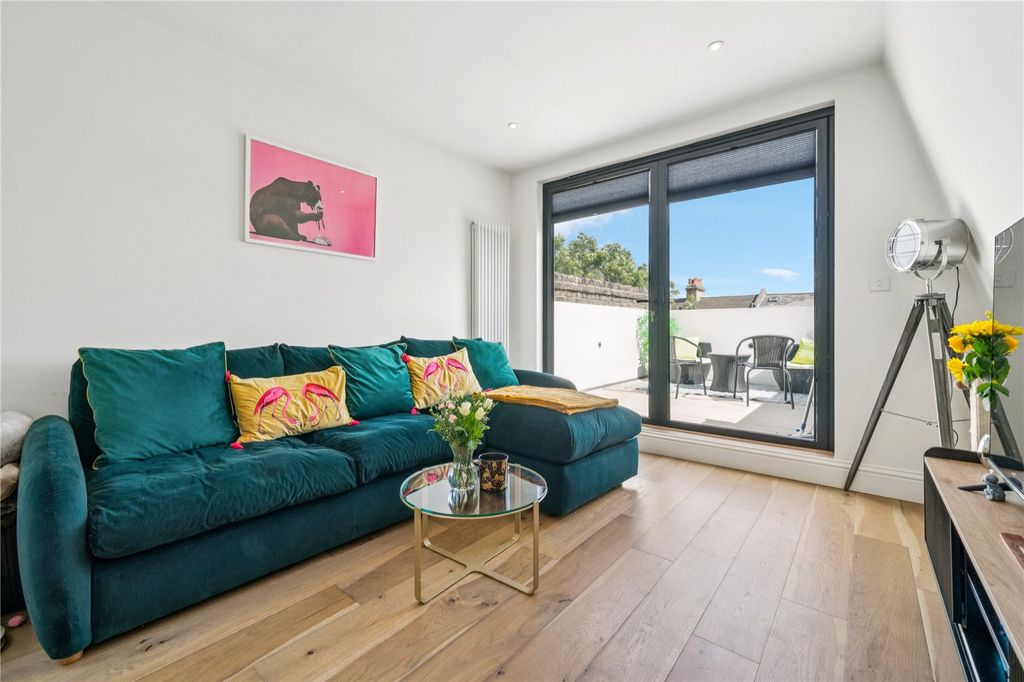 Property photo 1 of 7 Reception Room