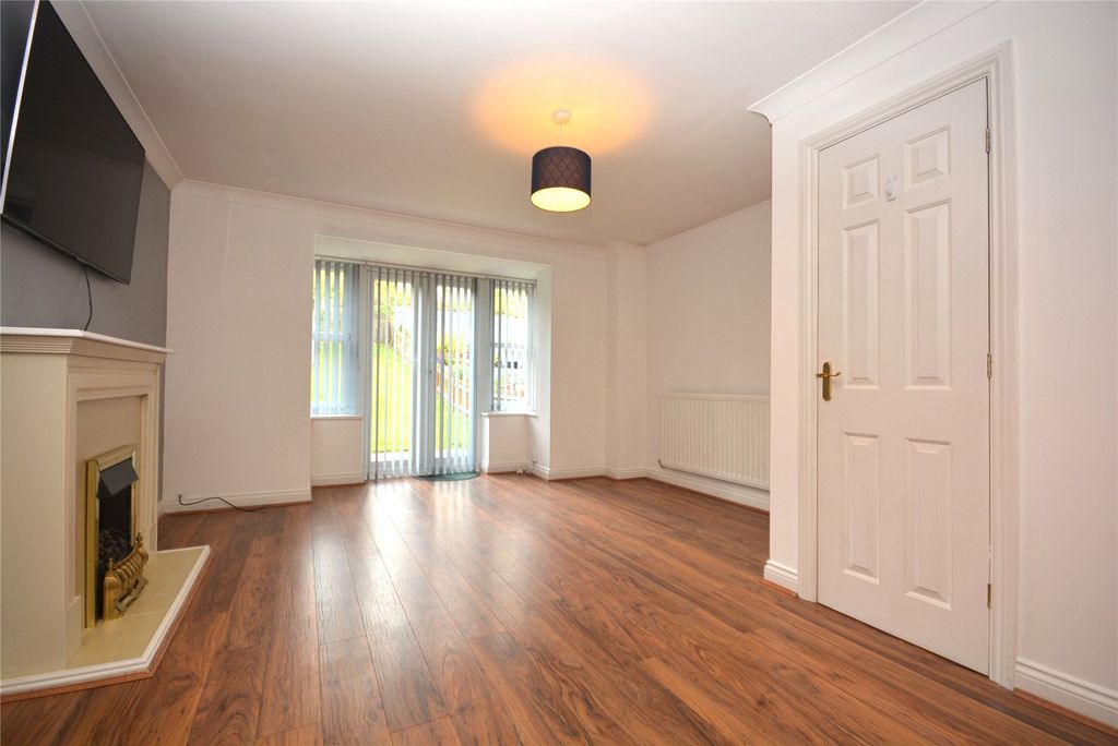 Property photo 2 of 9 Picture No. 06