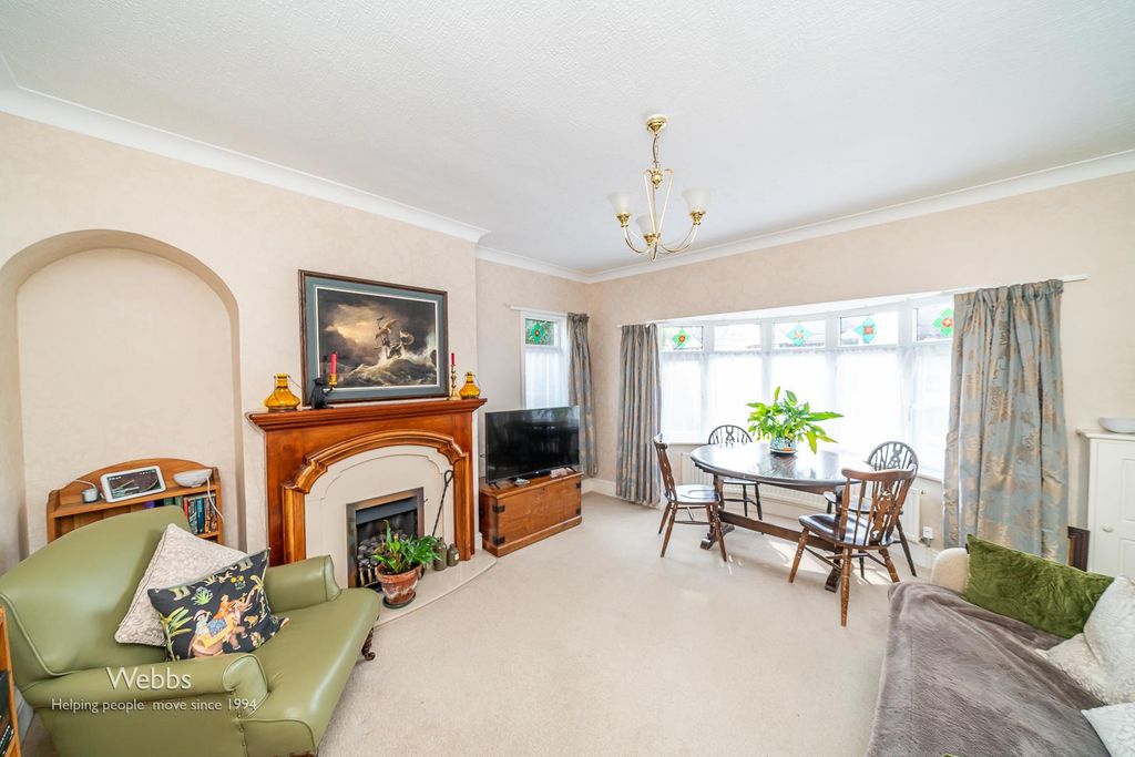 Property photo 2 of 38 Â© Webbs Estate Agents Â© (74 Of 128).Jpg