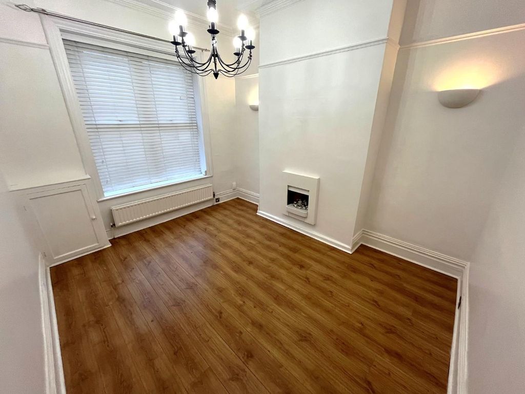 Property photo 2 of 14 10.Jpg