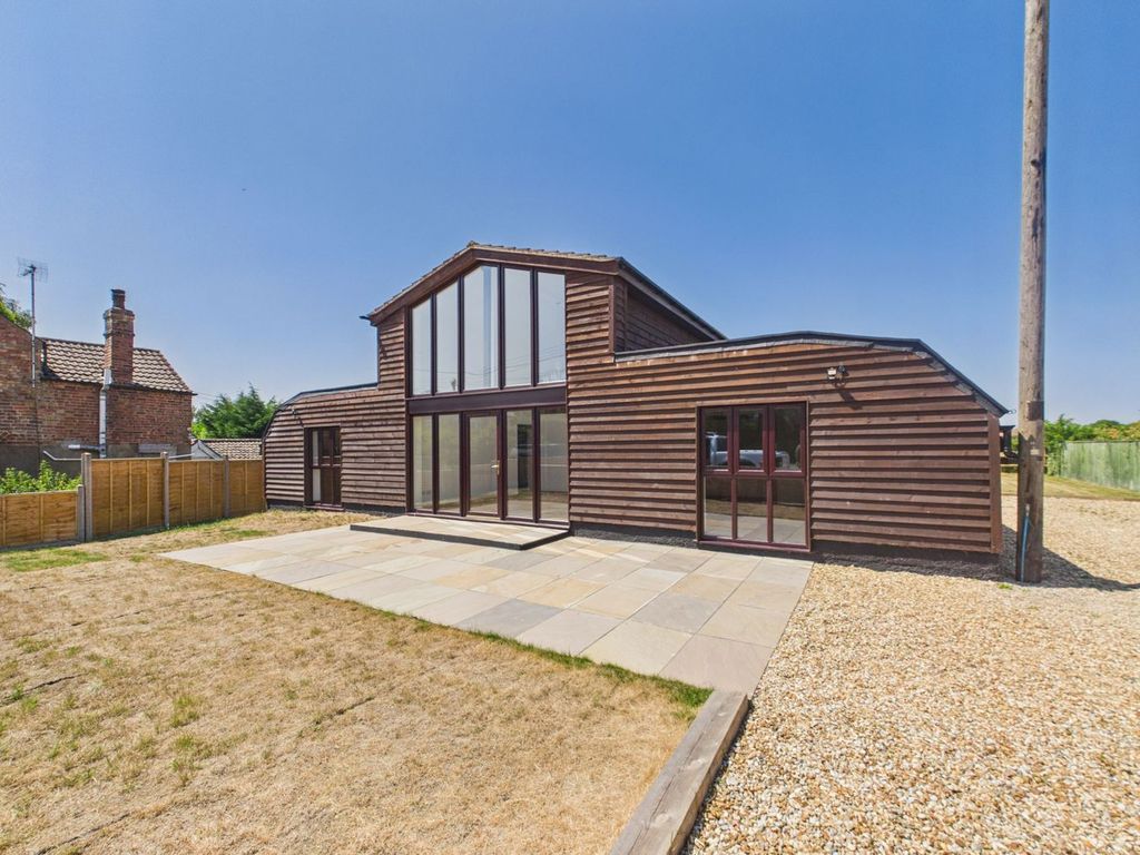 Property photo 1 of 30
