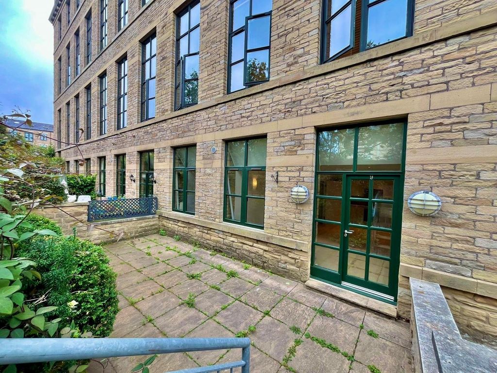 Property photo 2 of 14 Picture No. 10