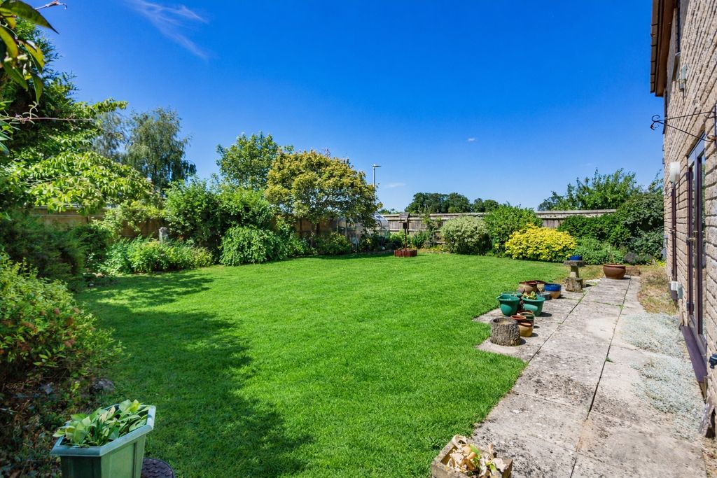 Property photo 3 of 15 Picture No. 26