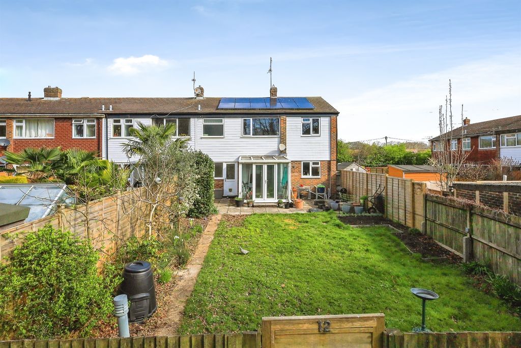 Property photo 1 of 17