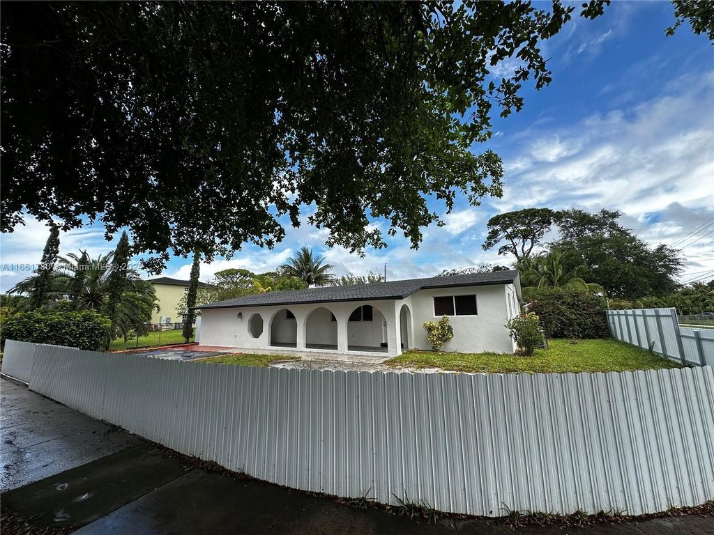 Property photo 2 of 19 <Alttext/>