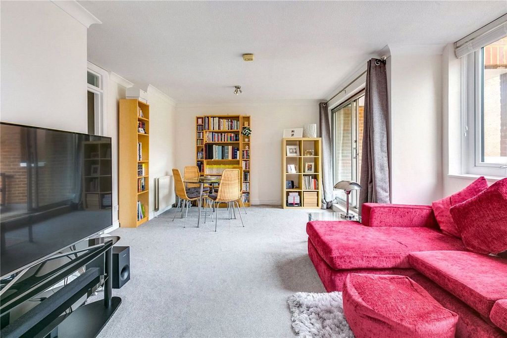 Property photo 1 of 6