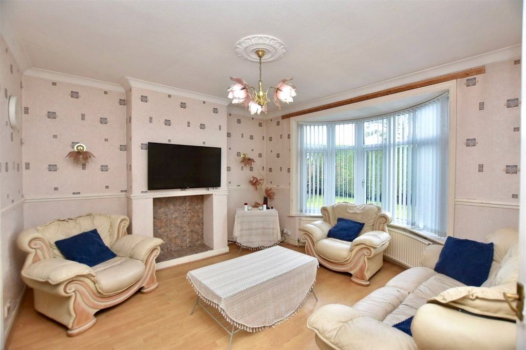 Property photo 2 of 23 Living Room