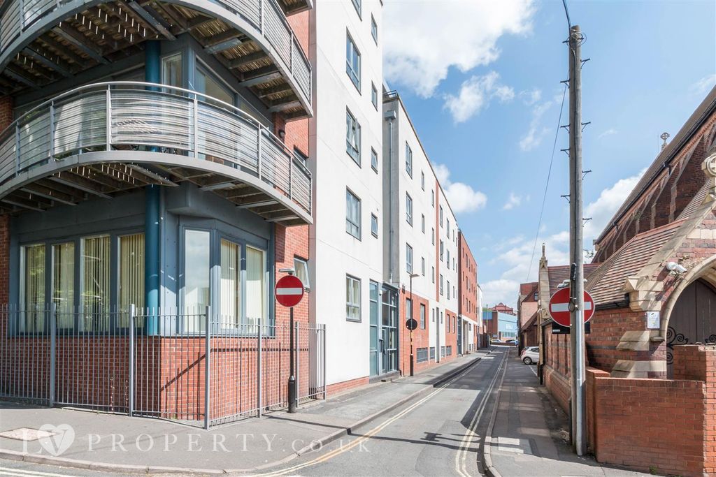 Property photo 1 of 7 4Ffjnx9Vnm8_Thl3V1Efqlmxema.Jpg