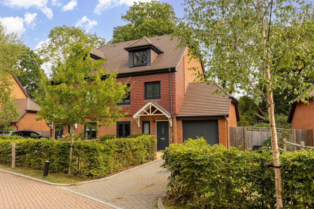 Property photo 1 of 29
