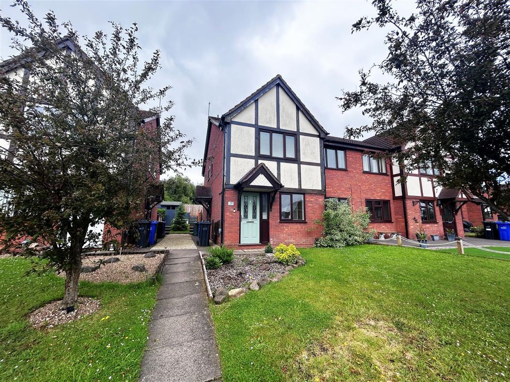 Property photo 1 of 12