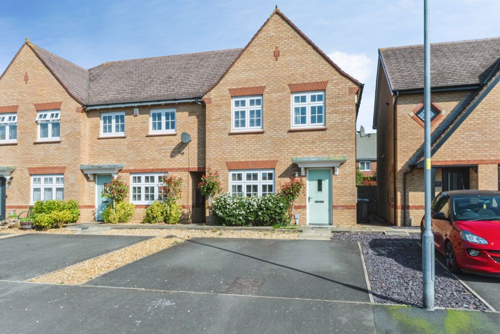 Property photo 1 of 15 Front View