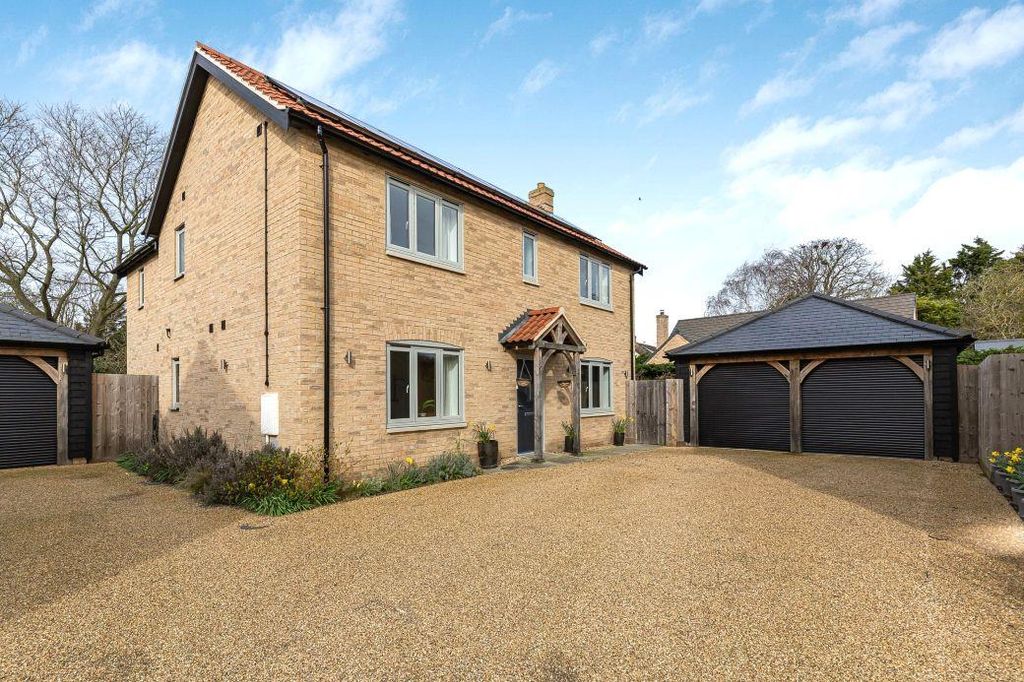 Property photo 1 of 28 33_75532.Jpg