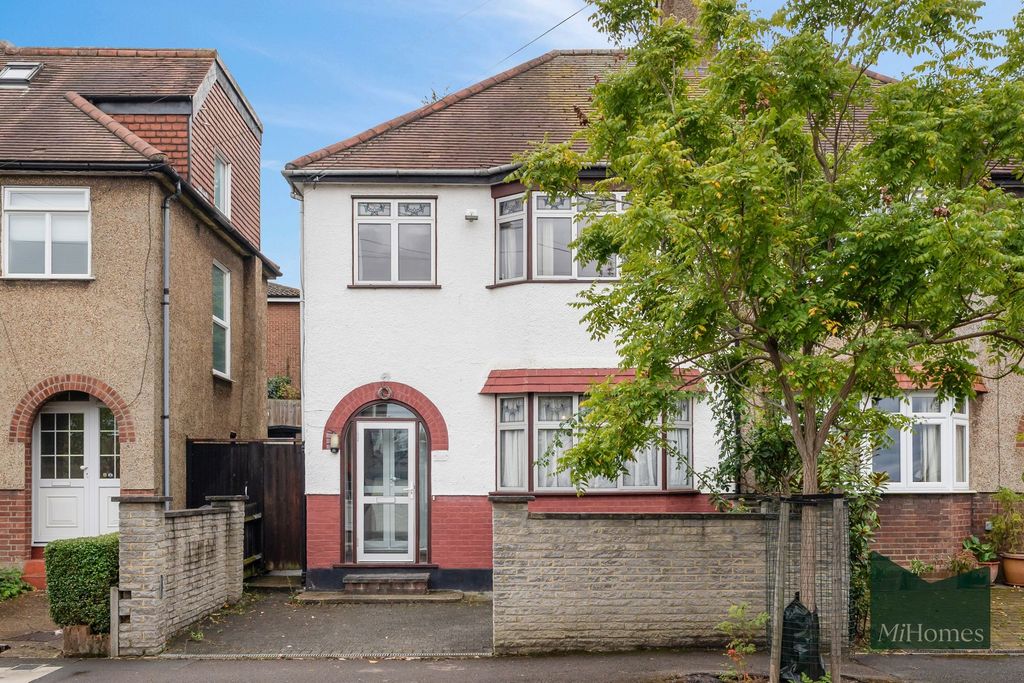 Property photo 1 of 12