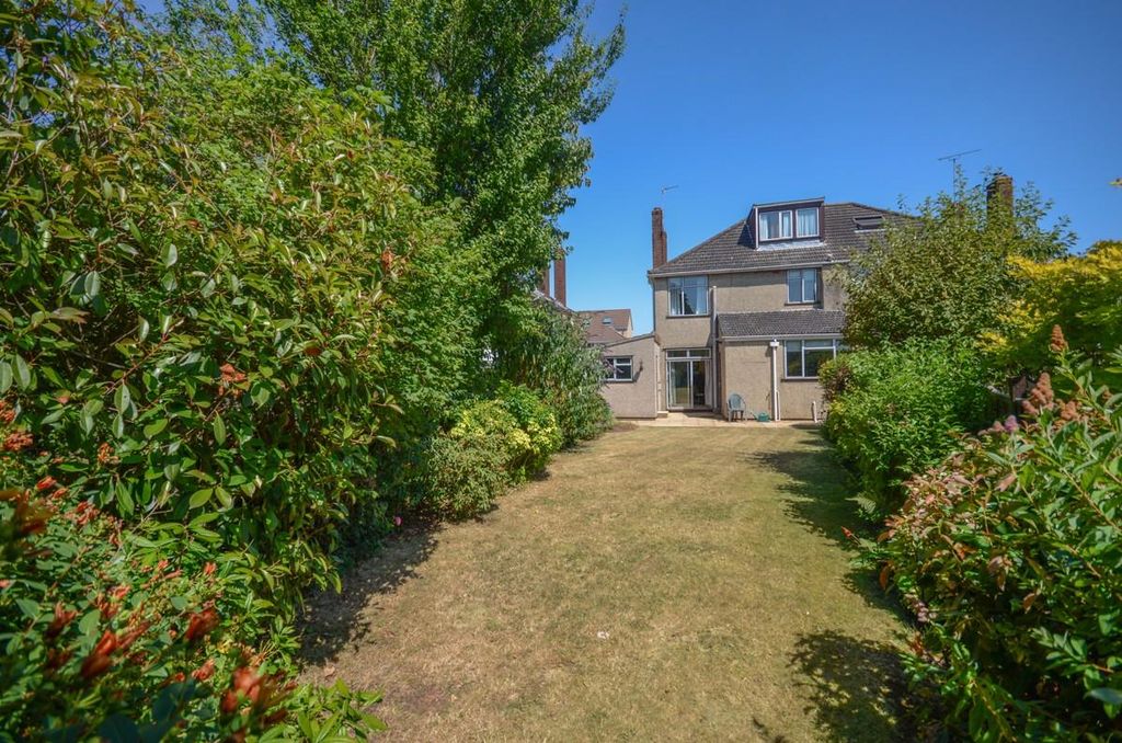 Property photo 2 of 21 Rear Garden Pic 2.Jpg