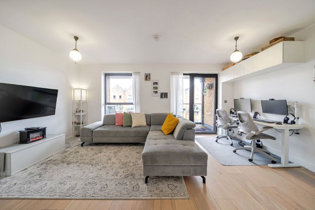 Property photo 2 of 23 1447545-14-69E791...