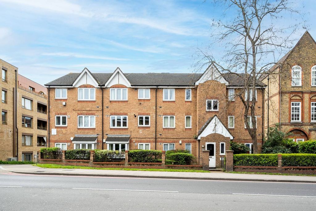 Property photo 1 of 7