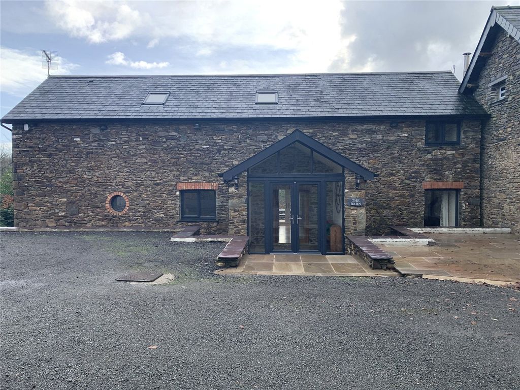 Property photo 1 of 15 Picture No. 02