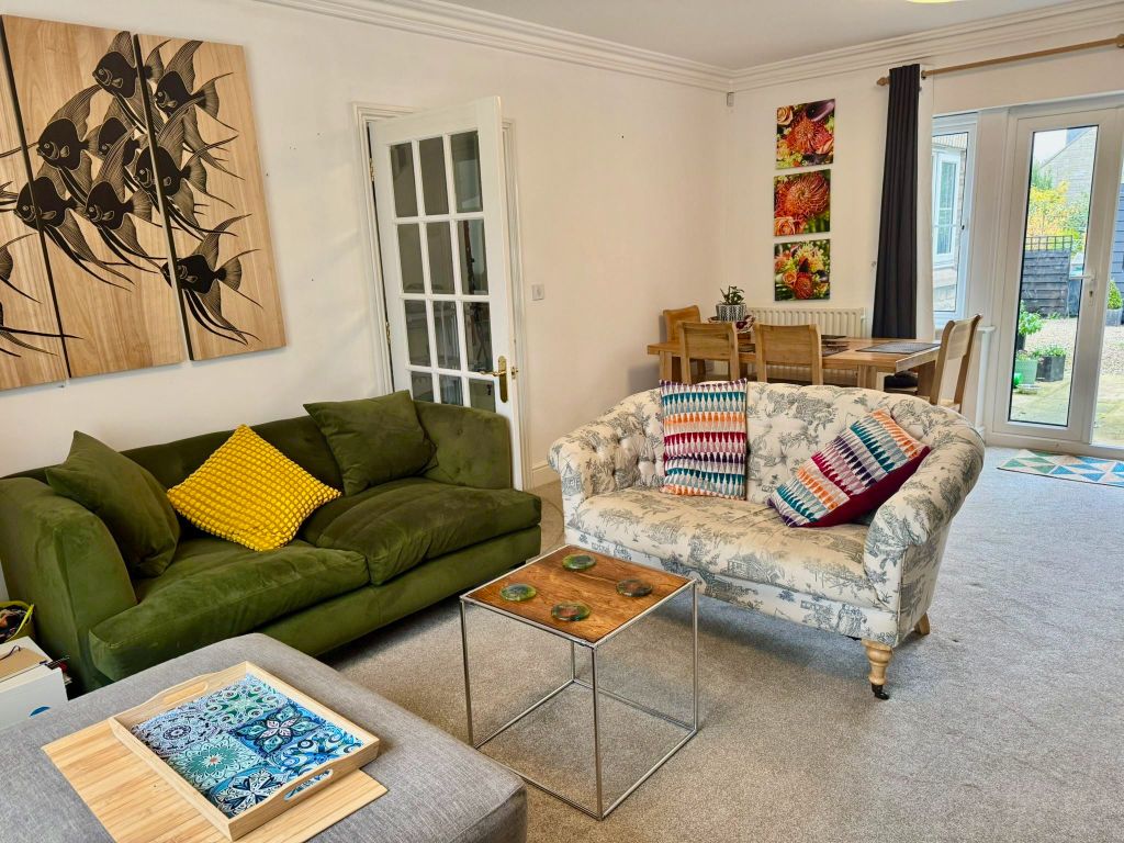 Property photo 3 of 12