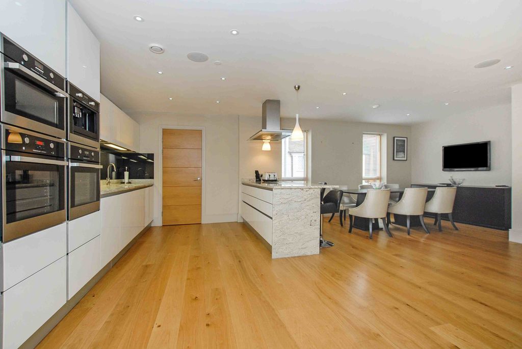 Property photo 1 of 26