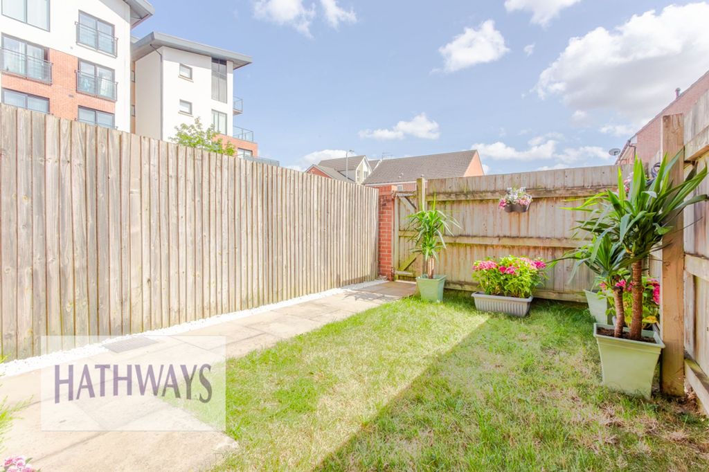 Property photo 3 of 32