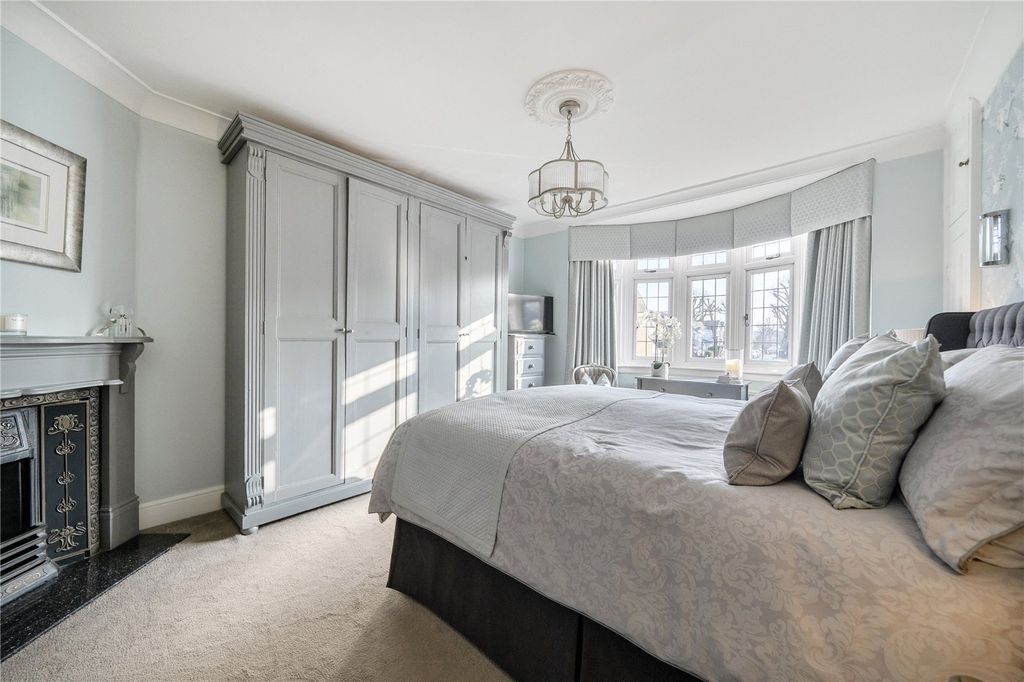 Additional image 21 of 4 bed detached house for saleChase Green Avenue, Enfield EN2