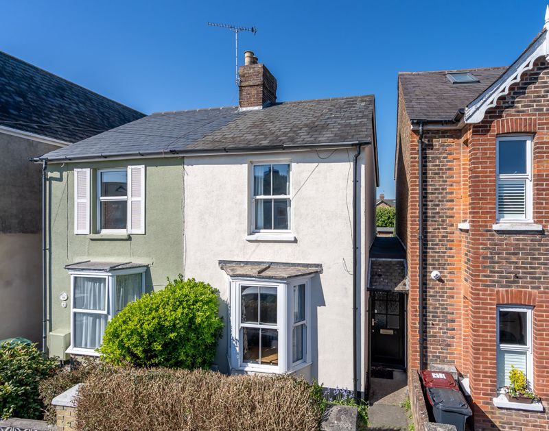 Property photo 1 of 20 Photo 13