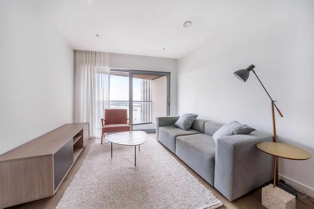 Property photo 1 of 14 (Main)
