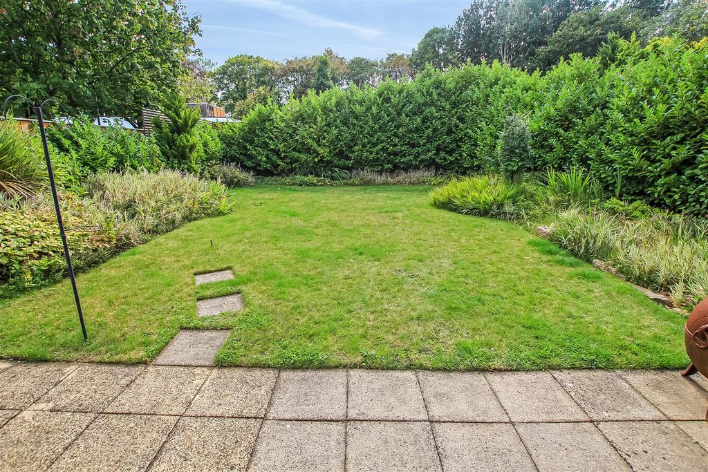 Property photo 3 of 16 Rear Garden.Jpg
