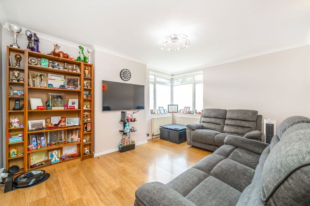 Property photo 2 of 7