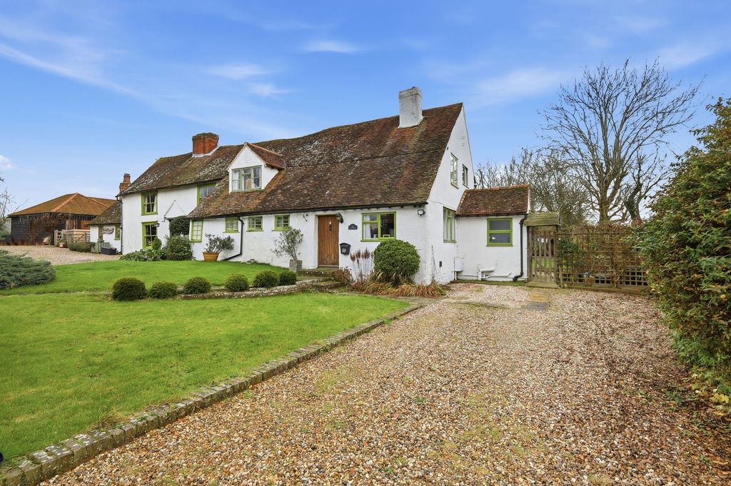 Property photo 1 of 19 Grade II Listed Cottage