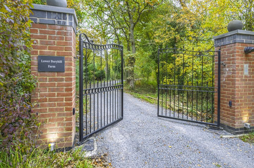 Property photo 1 of 25 Dsc_2445