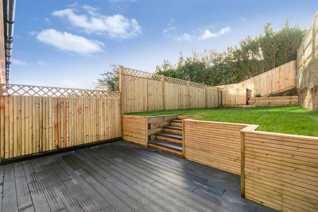 Property photo 3 of 30 Hollymeoak Road 31 -6.Jpg