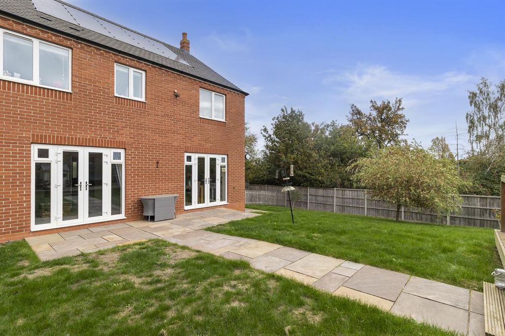 Property photo 2 of 19 Photo 21