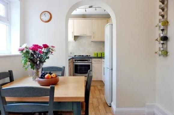 Property photo 2 of 13 Image