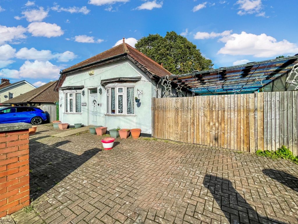 Property photo 1 of 10 4519062
