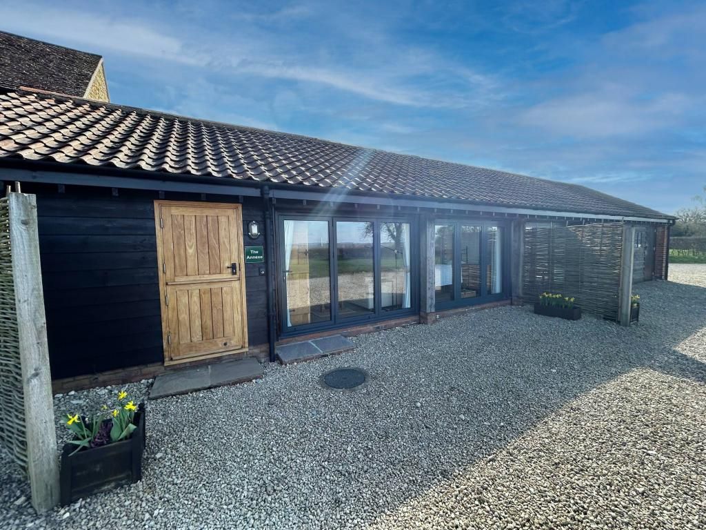 Property photo 1 of 9 Firstphoto