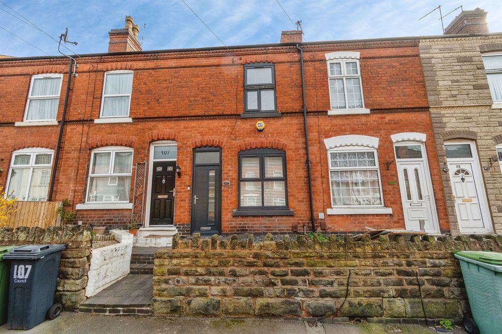 Property photo 1 of 11