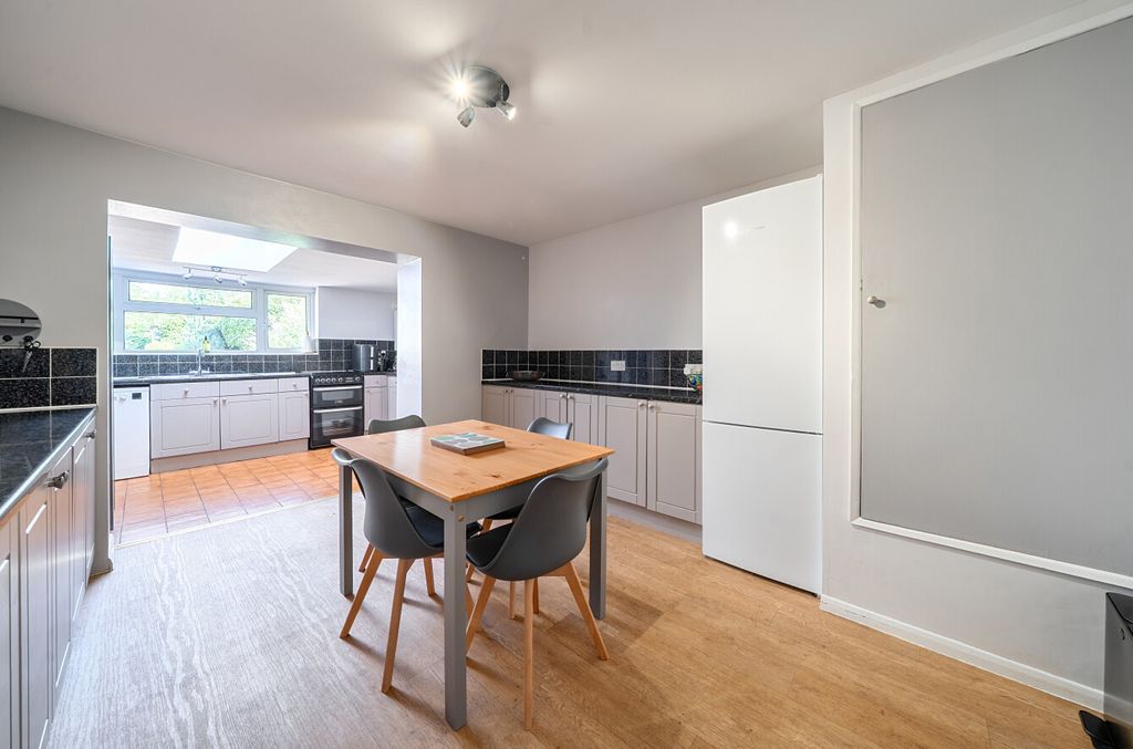 Property photo 3 of 25 1495737-28-6A61F6...