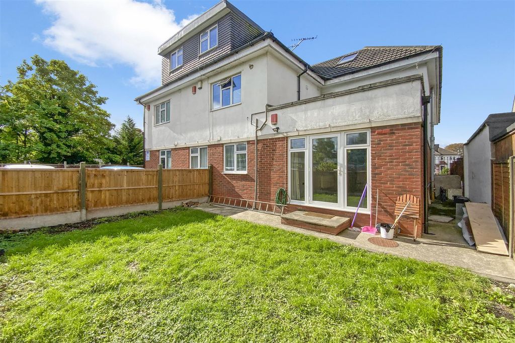 Property photo 2 of 7 Rear Car Parking And Communal/Private Lawns
