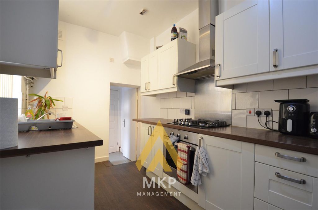 Property photo 3 of 13 15.Png