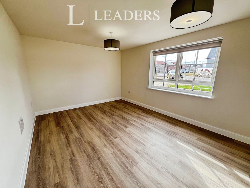 Property photo 3 of 17 Pbox-Img.Jpg