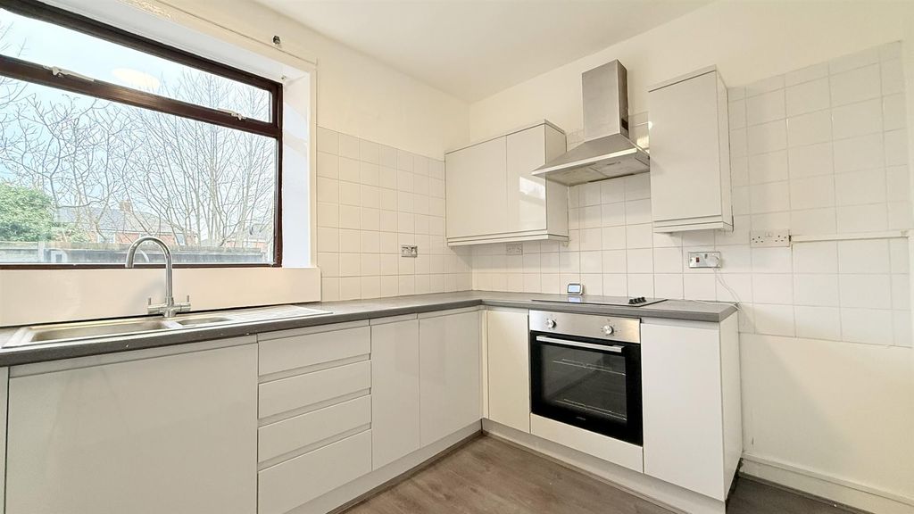 Property photo 3 of 14 Fullsizerender-16.Jpeg